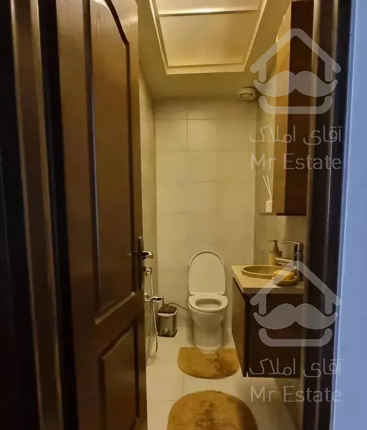 گاندی خارج از طرح ترافیک / ۸۴ متر ۲ خواب