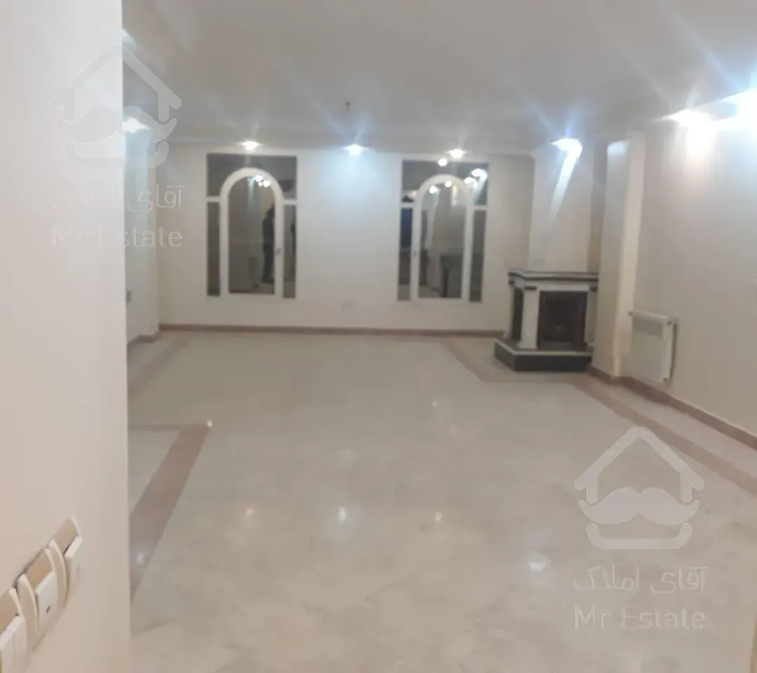 ۱۲۵ متری ۳ خوابه شهران شمالی  فول تخلیه