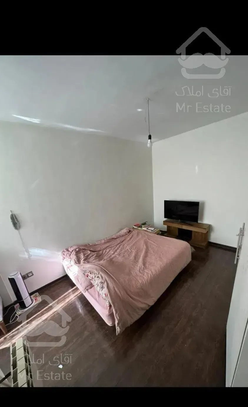 ۱۳۰متر،ونک،خ ونک بسیارتمیزوشیک مستر تازه بازسازی