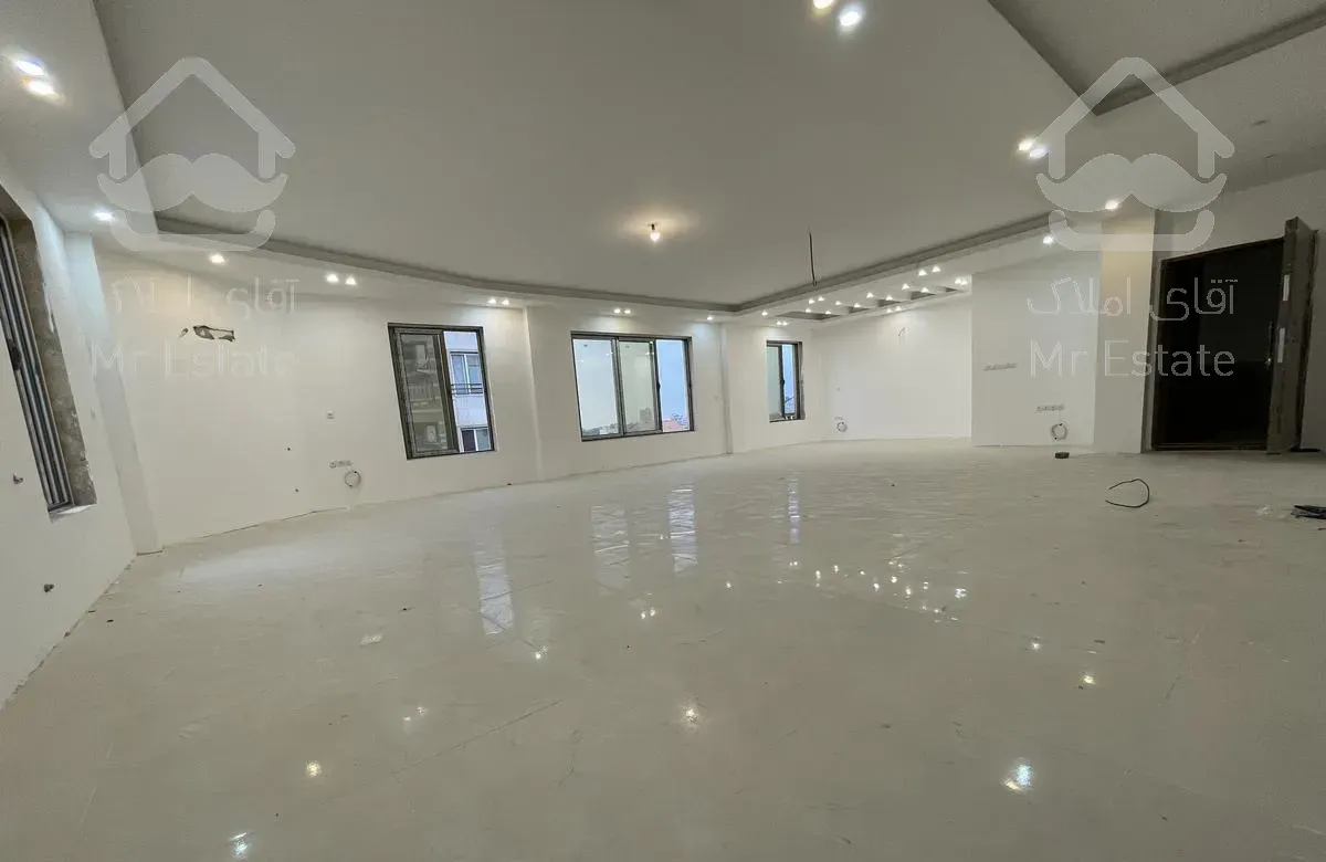 آپارتمان نوساز خ هراز طبقه ۵