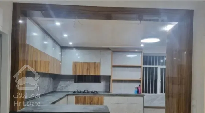 ۱۷۵ متری / ۴ خواب  /  تکواحدی / خ سربداران