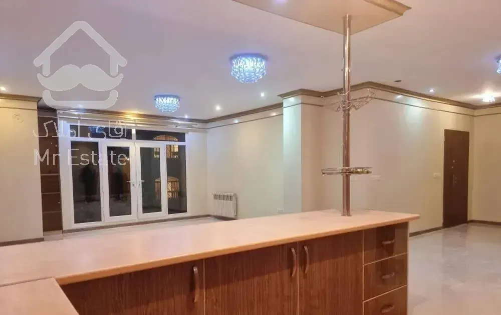 ۱۵۰متر.نوساز.خ سنایی