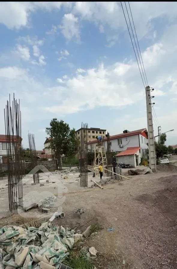 پیش فروش واحد۱۰۰متری داخل شهر سیاهکل