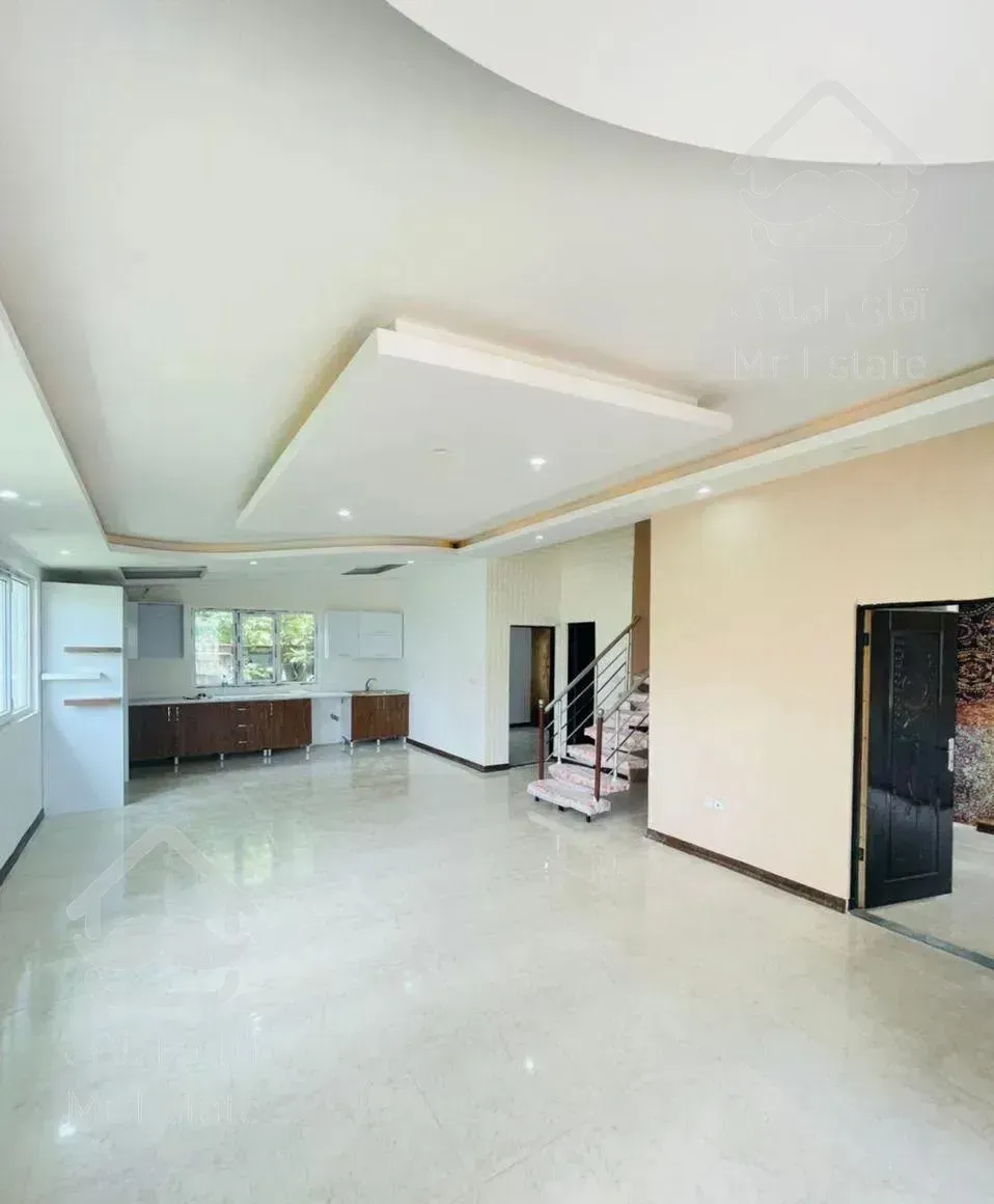 ویلا باغ نیم پیلوت ۲۴۰ متر جنگلی سندار