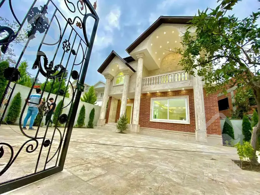 ویلا در منطقه جنگلی با ویو ابدی