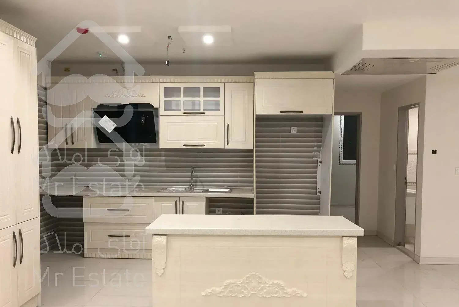 ۹۰ متر // ۲ خواب // شاهین شمالی