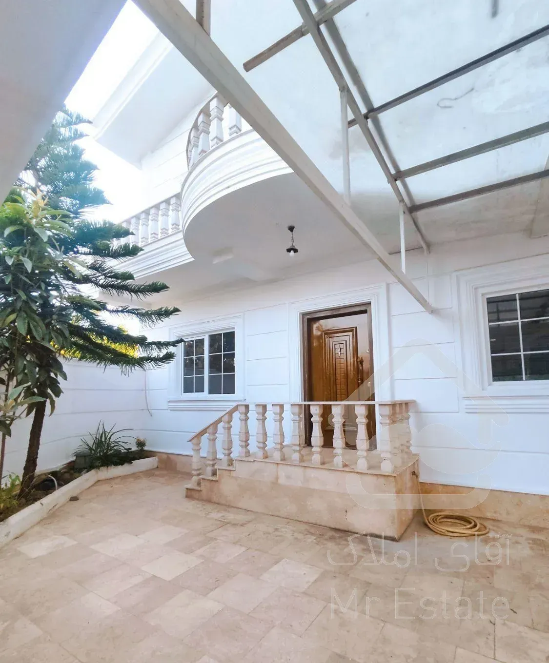 فروش ویلا شیک و خوش نقشه با قیمت استثنایی