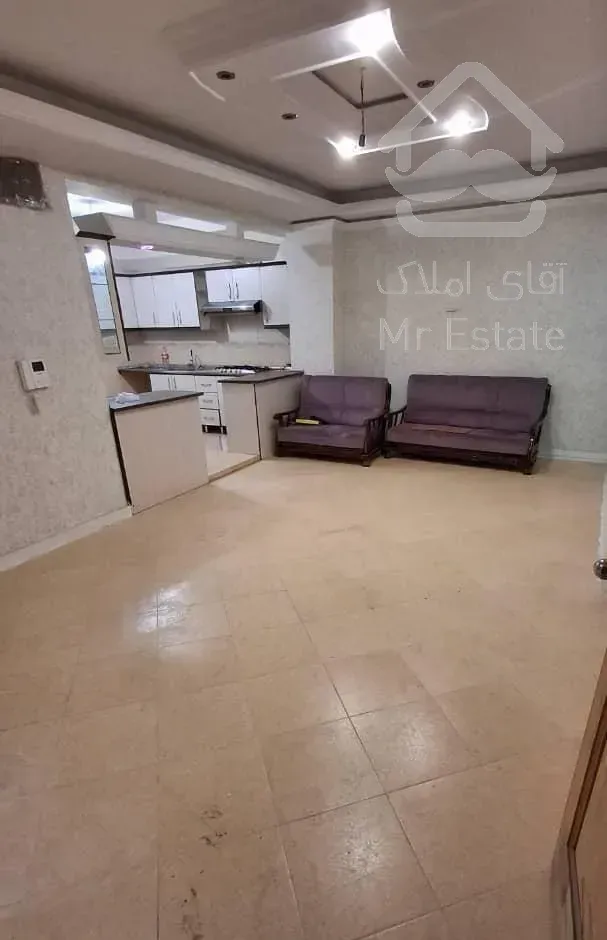 ۵۴ متر / آسانسور دار / بلورسازی