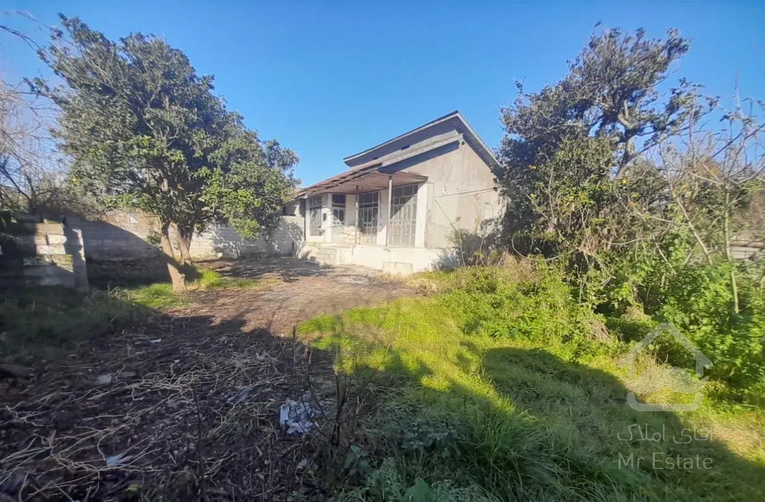 ویلا باغ ۳۵۰متری در جاده ساحلی