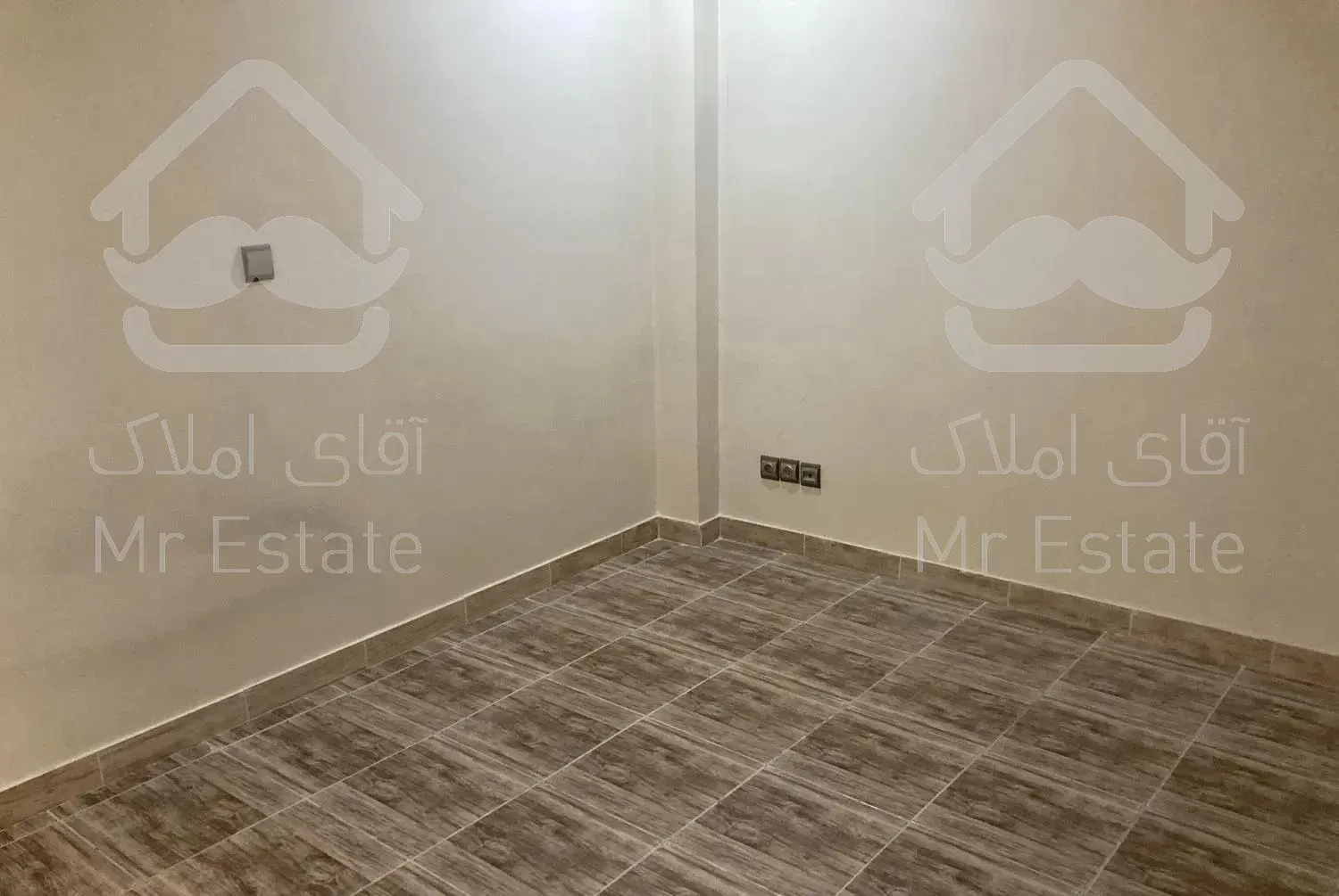 اپارتمان/135متری/3خواب مستر