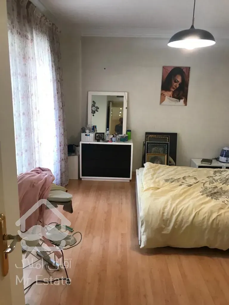 فروش آپارتمان محمودیه 135  متر شیک