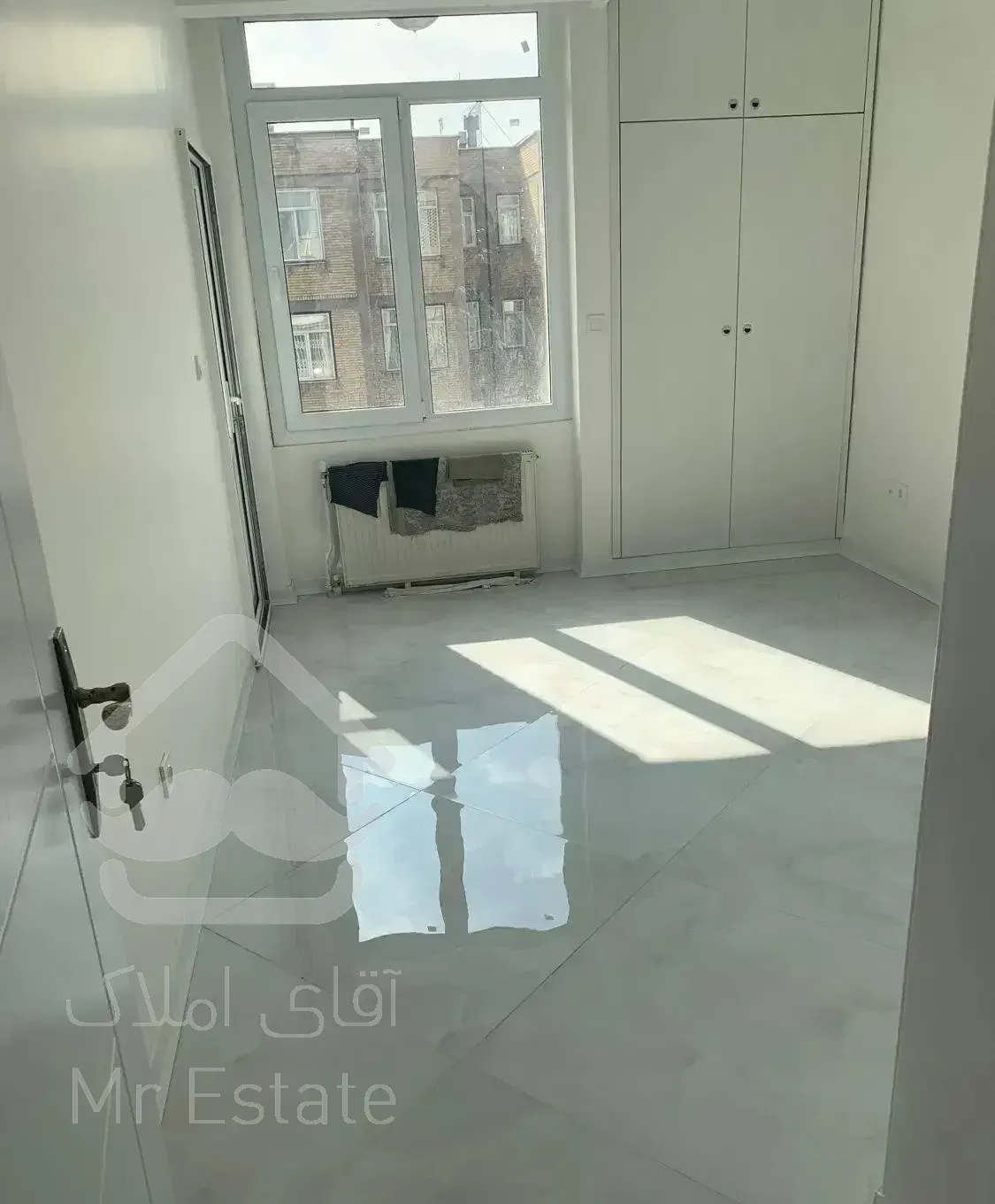 آپارتمان ۱۴۹ متری در شهرک غرب (فاز ۴)