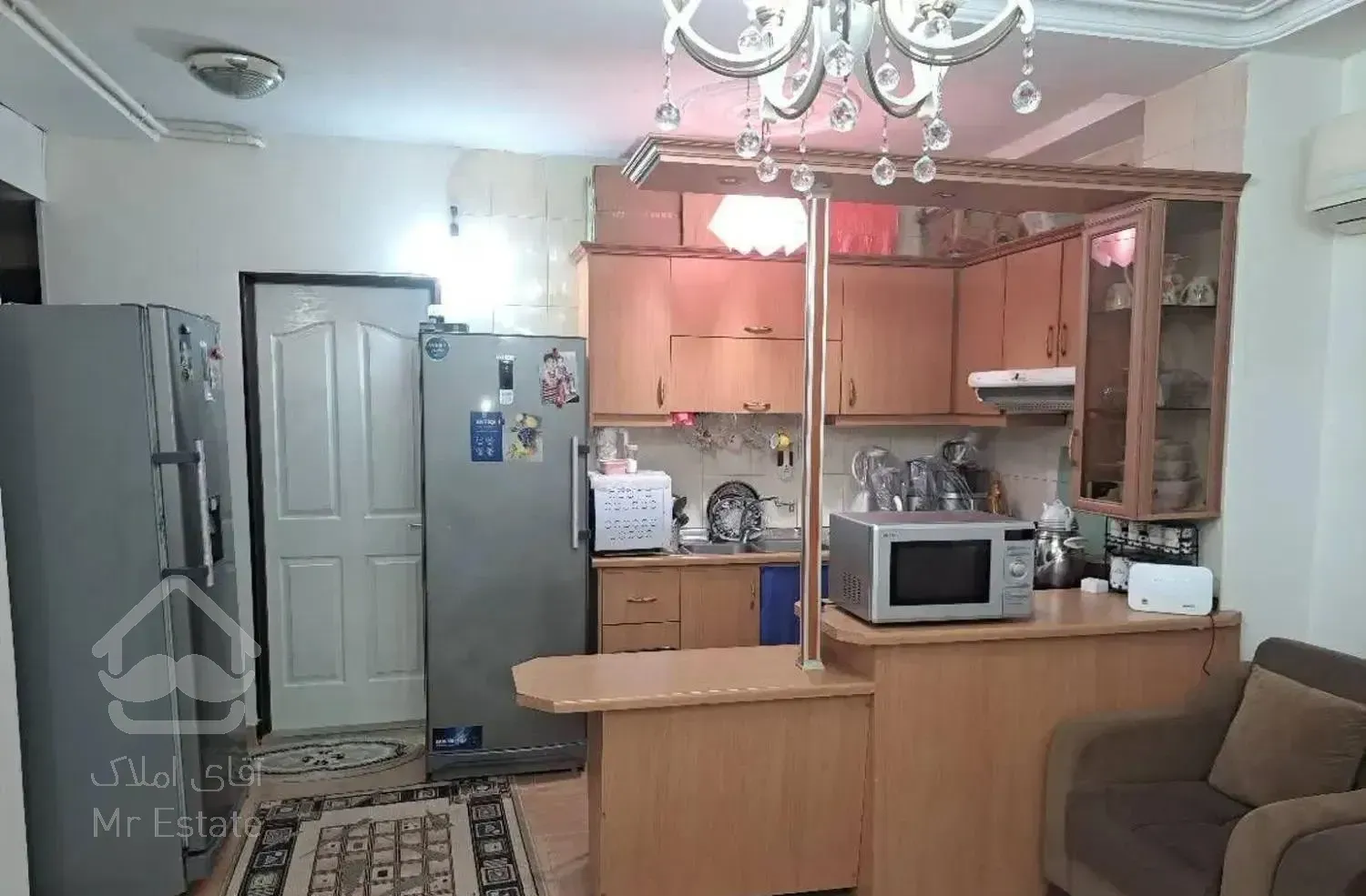 واحد ۵۱ متری/ یک خواب/خیابان یکتا