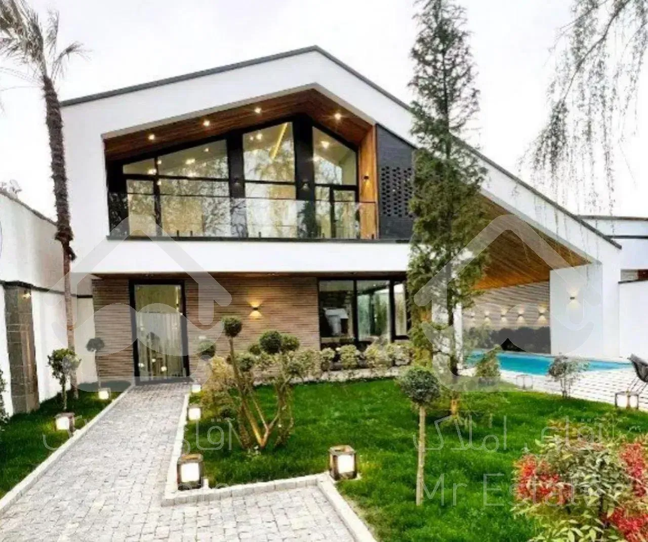 شمال ویلا شهرک قدیمی ۳۲۰ متر مبله چمستان