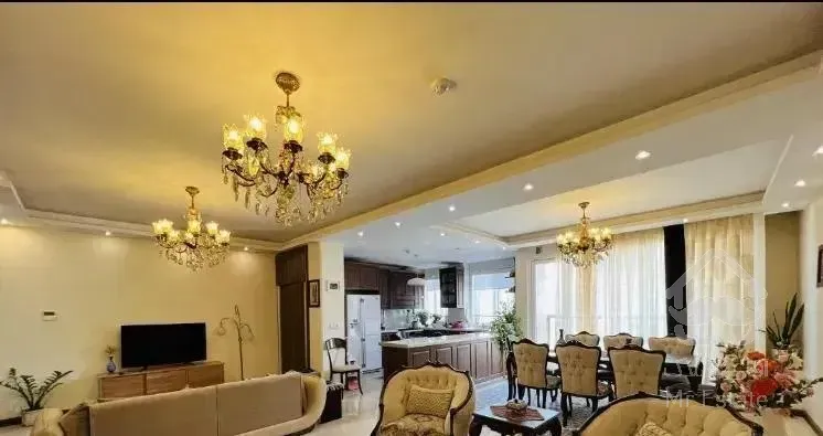 ۱۲۵متر/۳خوابه/فول امکانات/تاپ لوکیشن بدون مشابه