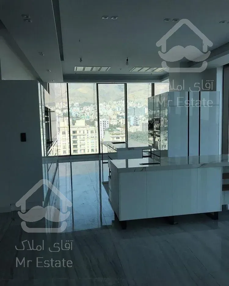 طبقه 111تراس بزرگ قابل چیدمان