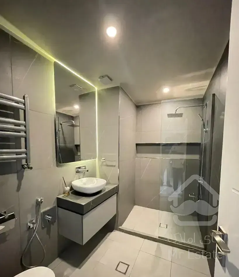 ۶۰متر ۱خواب نور و لوکیشن عالی/داراباد