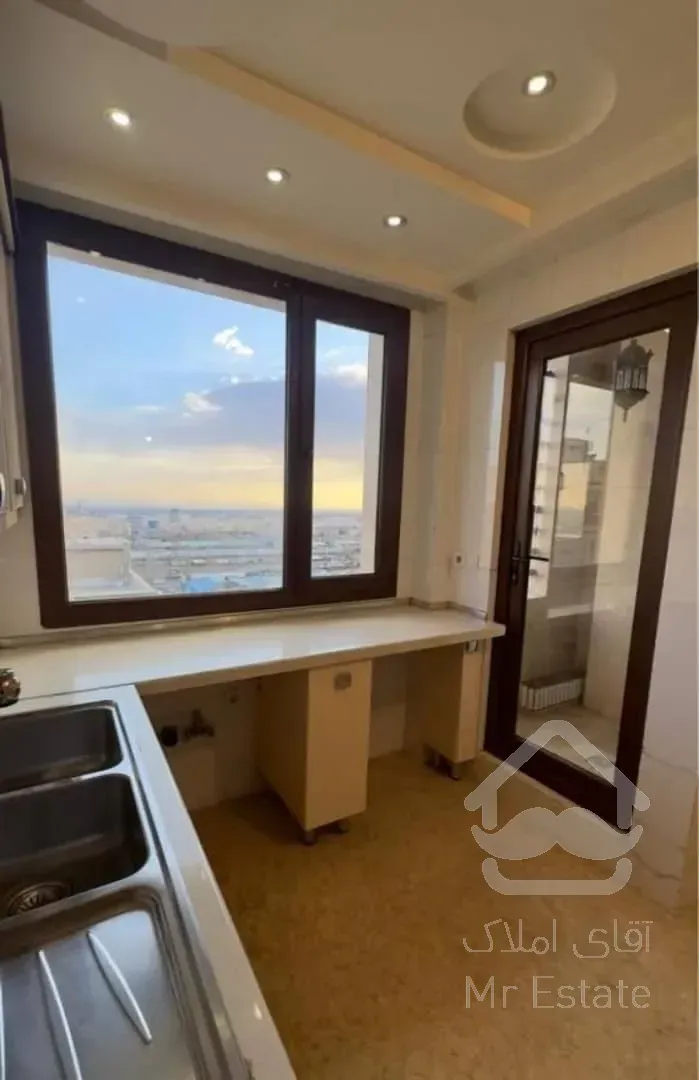 ۸۰متر۲خواب تاپ لوکیشن