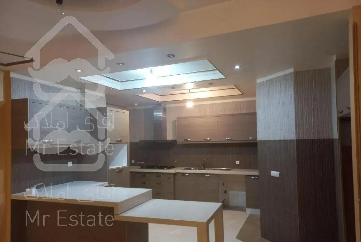 اپارتمان ۱۷۰ متر دروس محسنیان