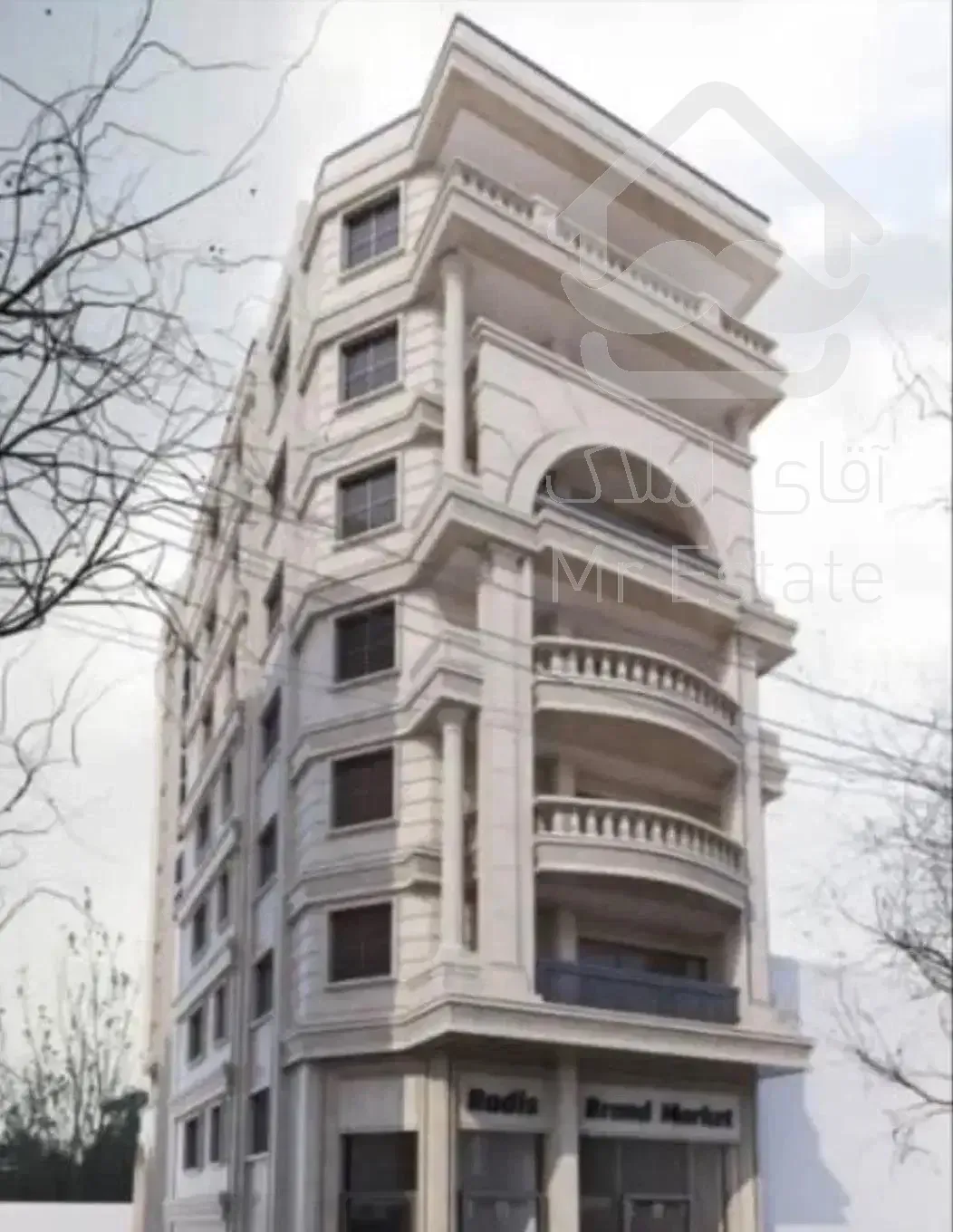 ساختمون۲۲۰متری باویوابدی دربهترین لوگیشن