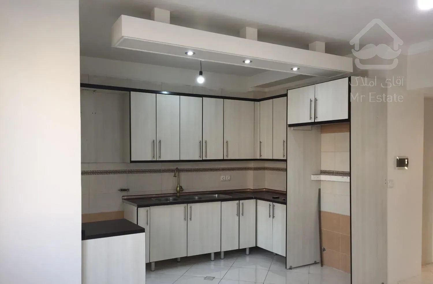 آپارتمان 51 متری خوش نقشه خ محصل