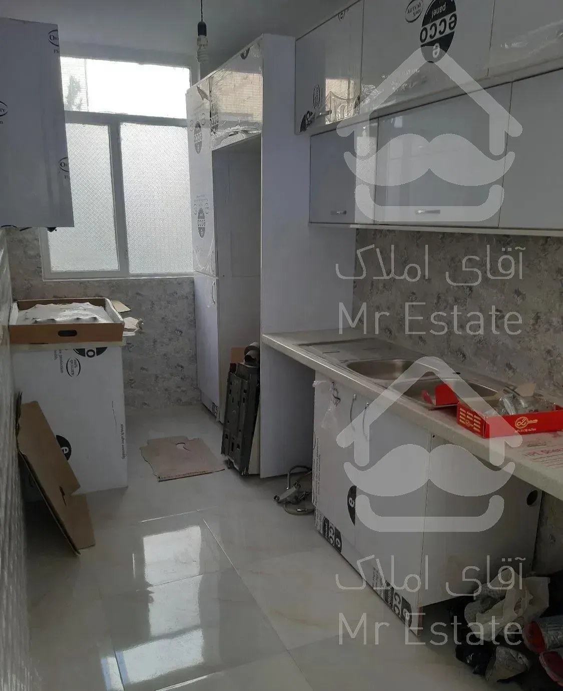 آپارتمان ۵۱ متری غربیها