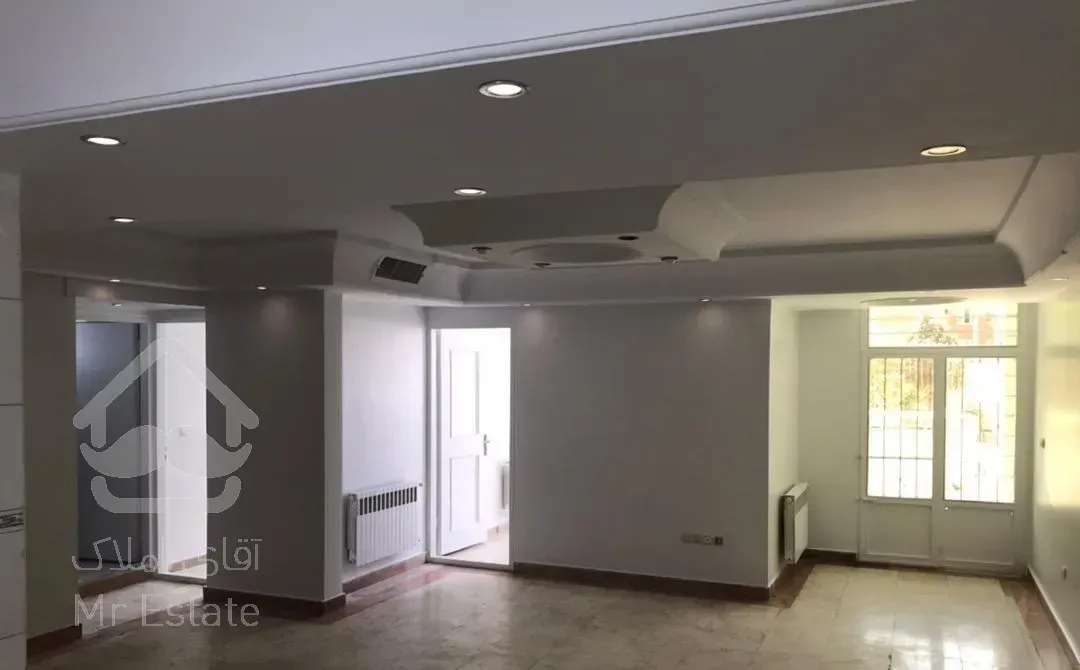 83 متر فردوس شرق، فلکه دوم صادقیه