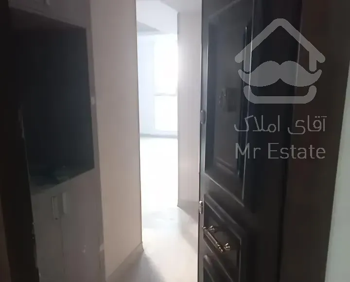 111متر رونیکا پالاس کوهک، ویو دریاچه، غربی