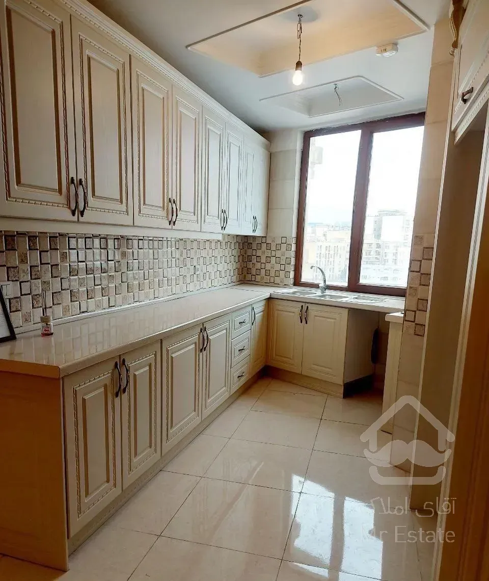 آپارتمان ۷۰ متری ۲ خواب نوساز  فردوس غرب