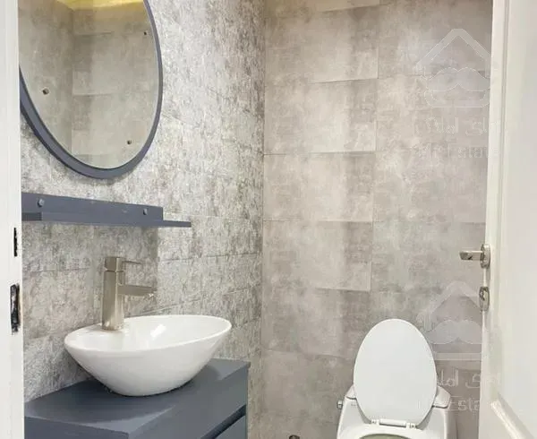 آپارتمان ۸۳ متری / ۲ خواب فول شیک / بیمه ۵