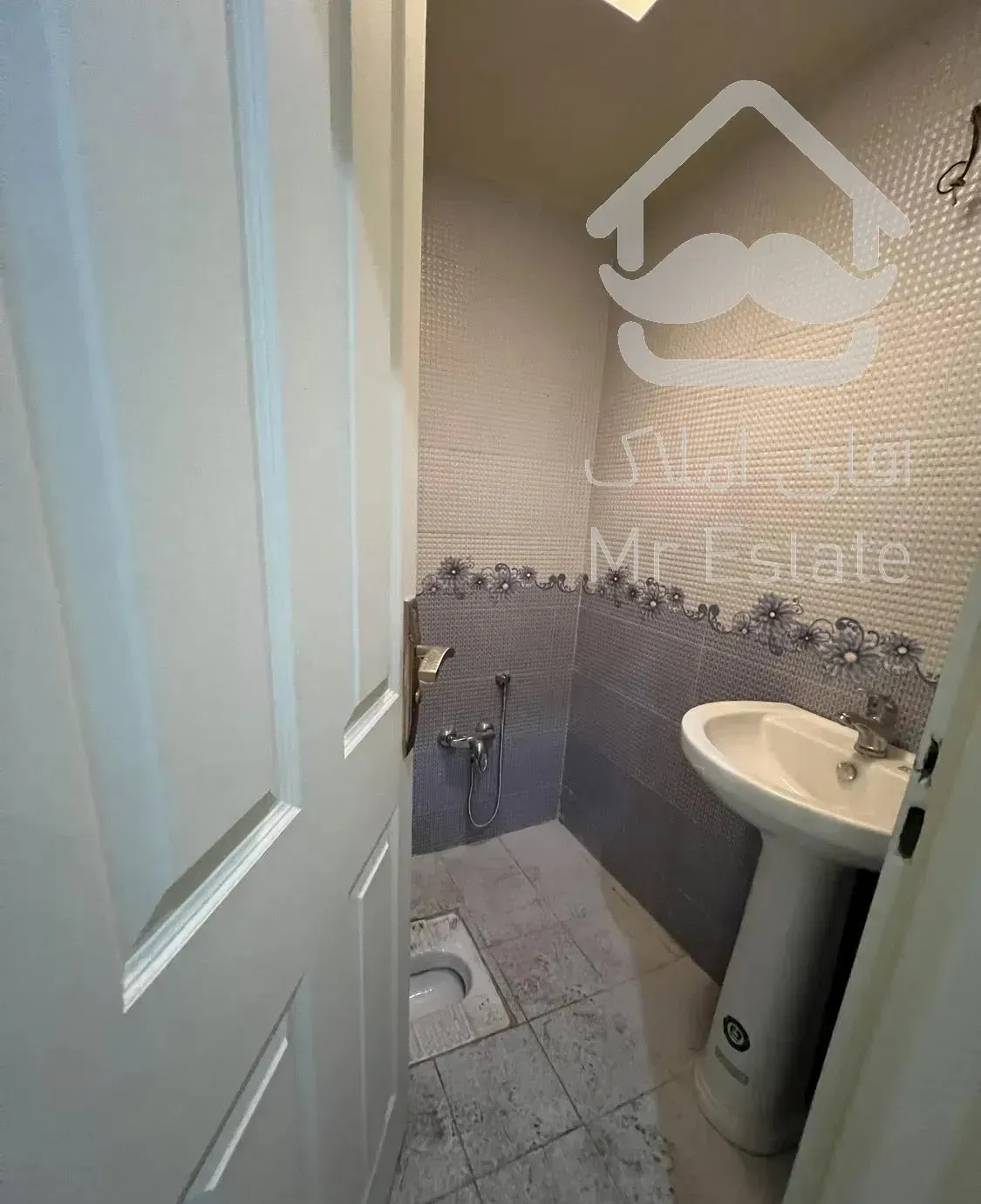 77 متر نوساز خوش چیدمان/15 متر پاسیو