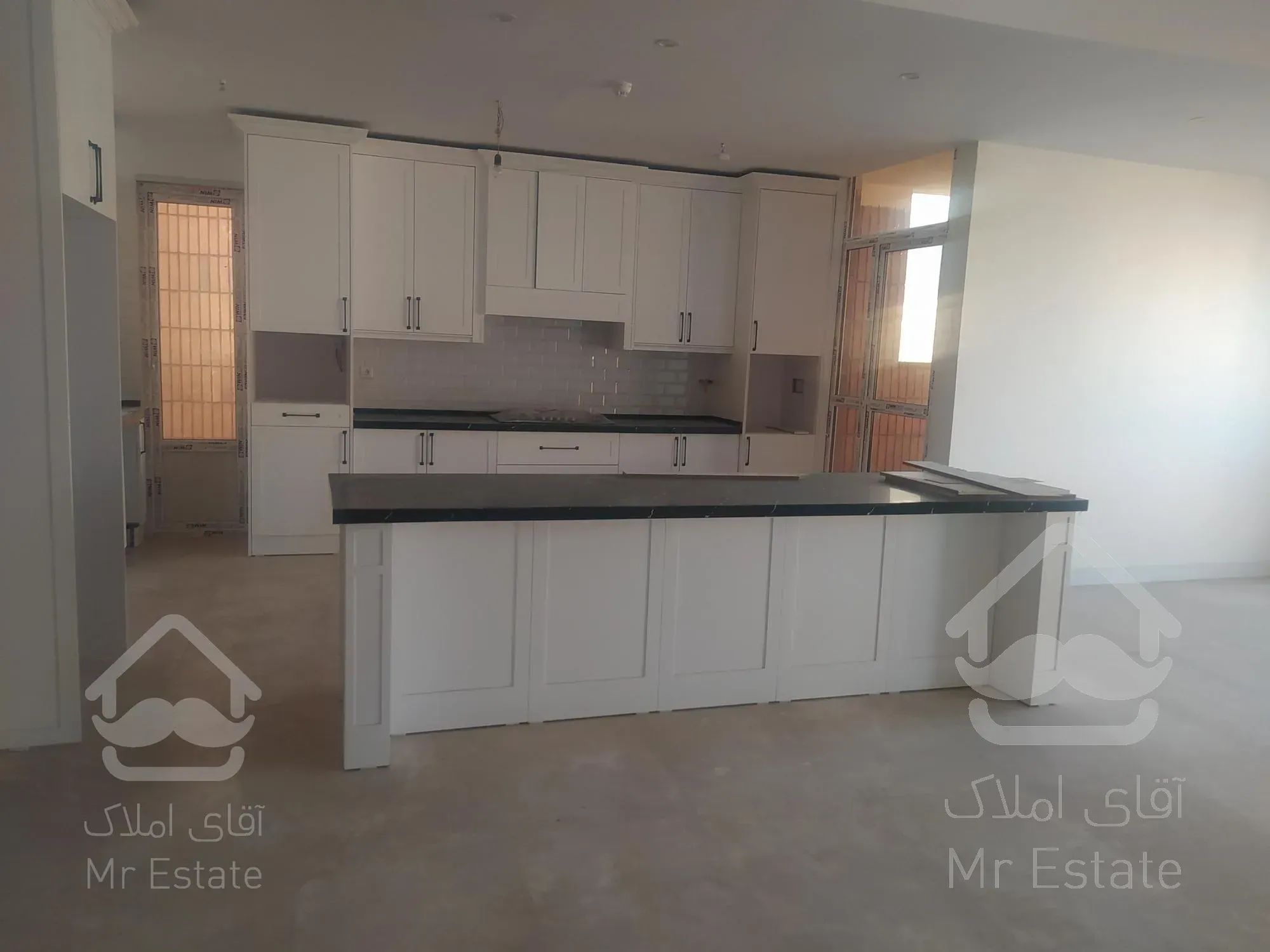 برج مجلل رونیکا پاسداران/ویودار