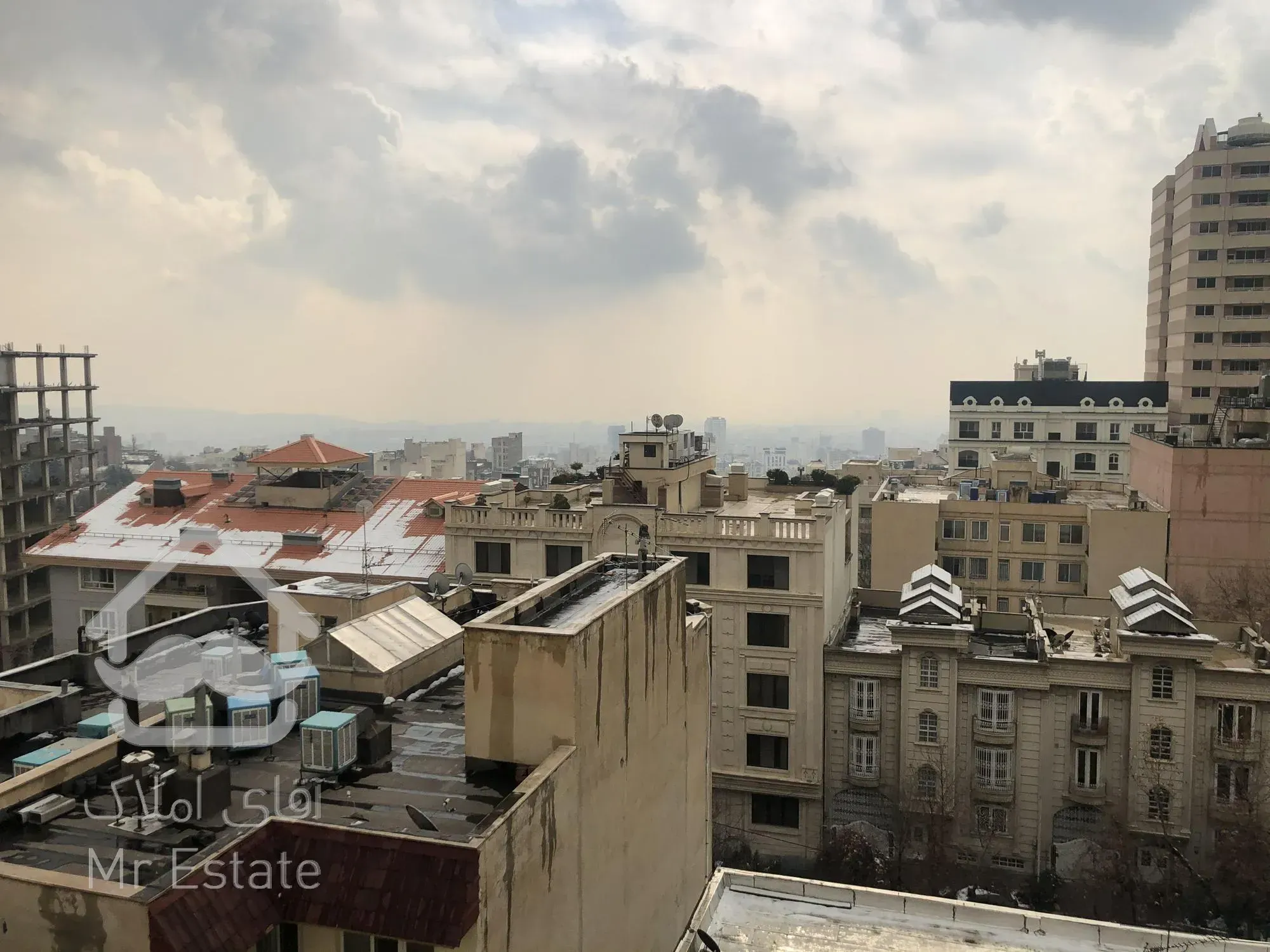 رهن و اجاره آپارتمان ۲۲۰ متری ۴ خوابه نیاوران