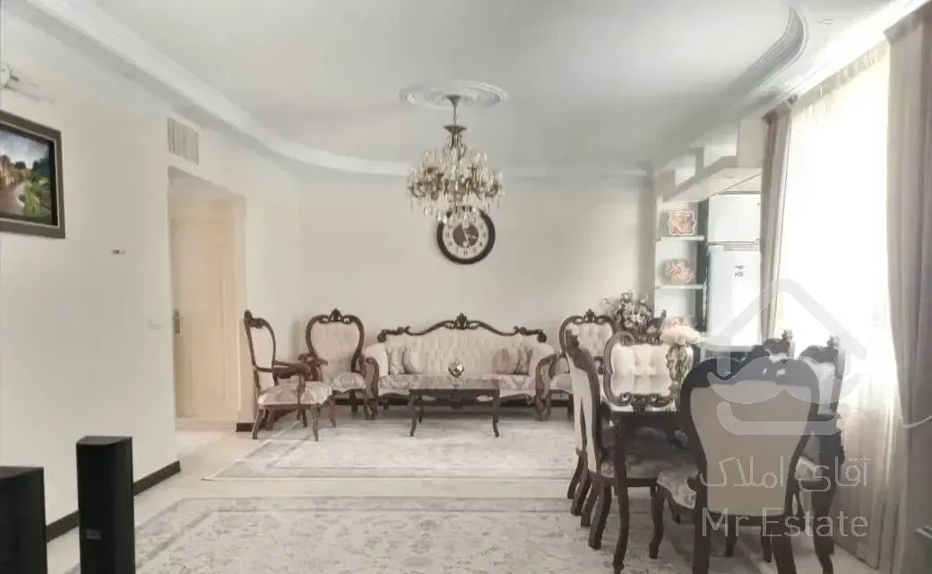 ۹۰متری دو خواب پارکینگ انباری بالکن بسیار تمیز