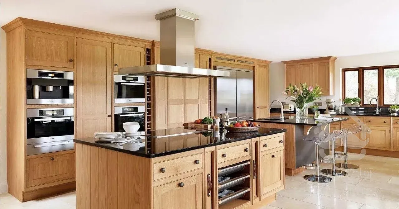 آپارتمان (تکواحدی)۳۰۴ متر(۴پارکینگ)۱۵۴متر قدرالسهم