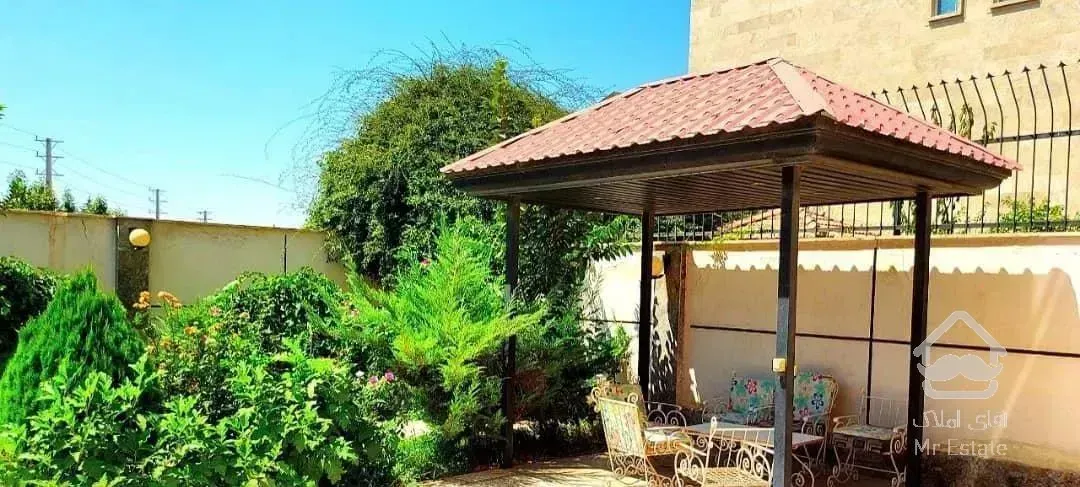 ۱۴۶ متر، غرق نور،  فاز ۱ مهرشهر