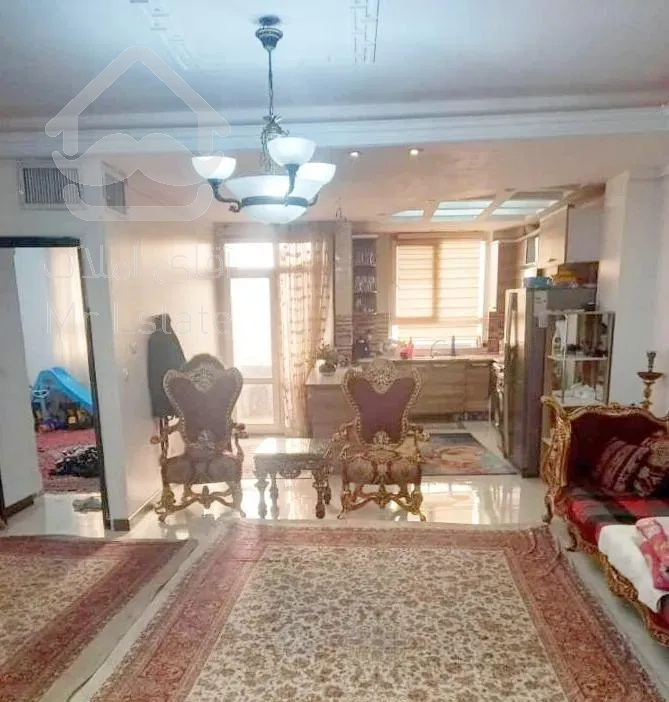 73متری/تک واحدی/غرق در نور و آفتاب/سراسر پرده خور