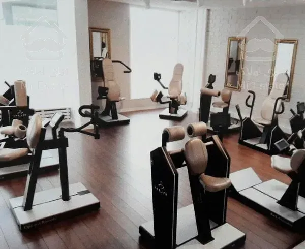 ( خانه تمام عیار / 220 متر )