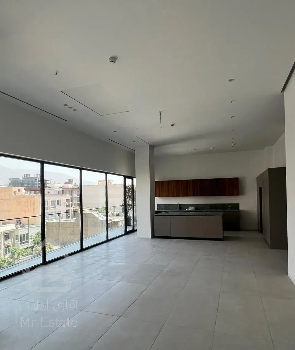 پل رومی ۱۶۵ متر برج باغ مدرن لوکس