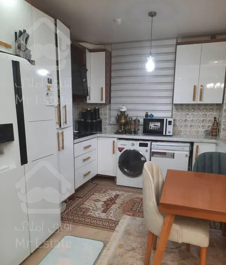 85 متر ١ساله فول امکانات