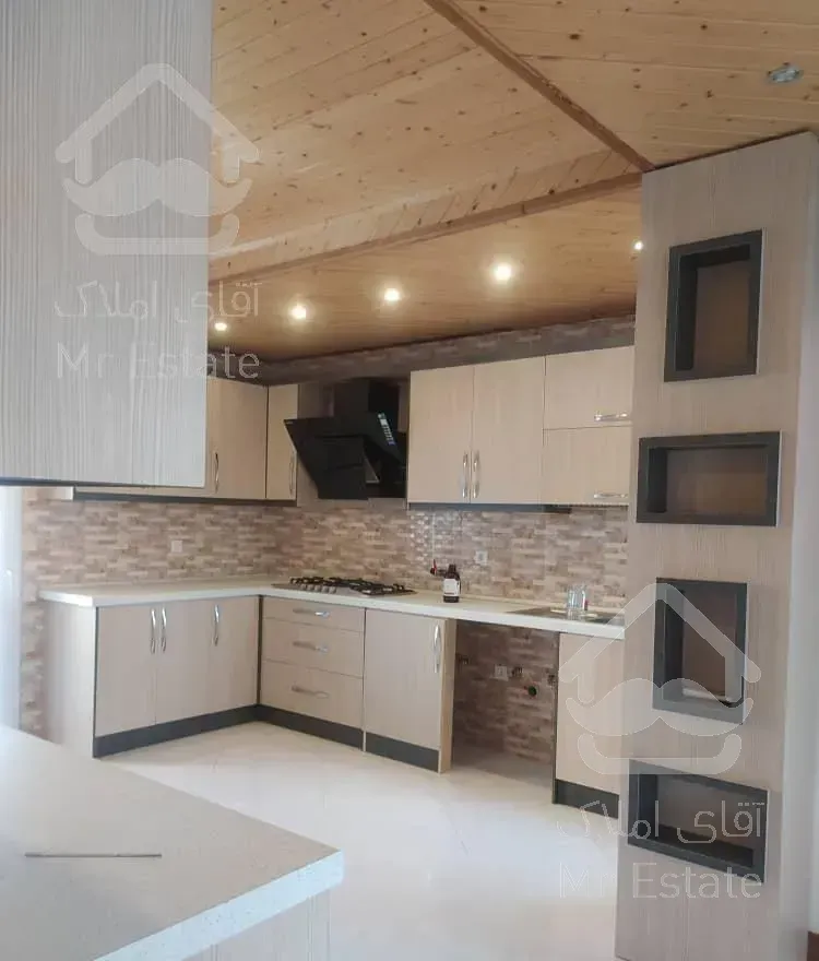 ۱۱۵ متری ایت الله غفاری