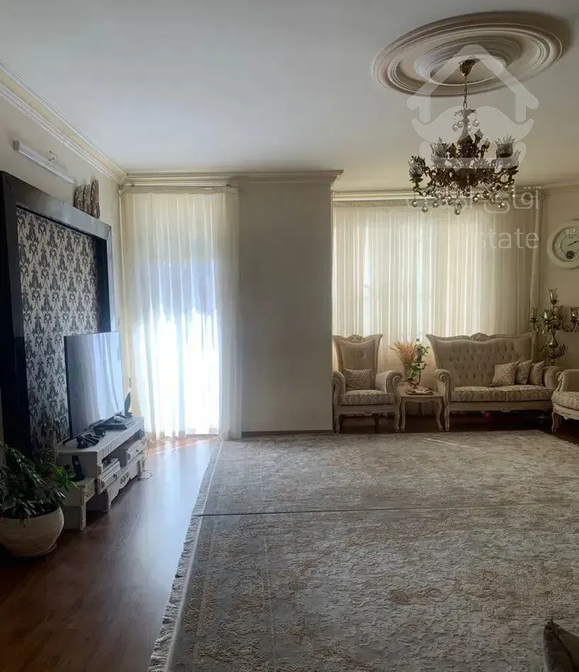 ۱۰۰ متر دو خواب پارکینگ سندی فول شمالی سرجلو اقبال