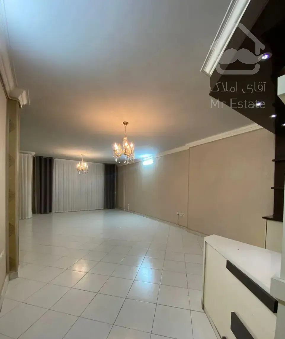 ۱۱۴ متر اقبال/خوش نقشه/رو به افتاب/فول