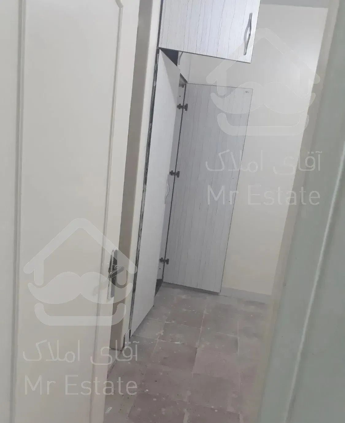 آپارتمان  ۹۰ متری   دو خواب