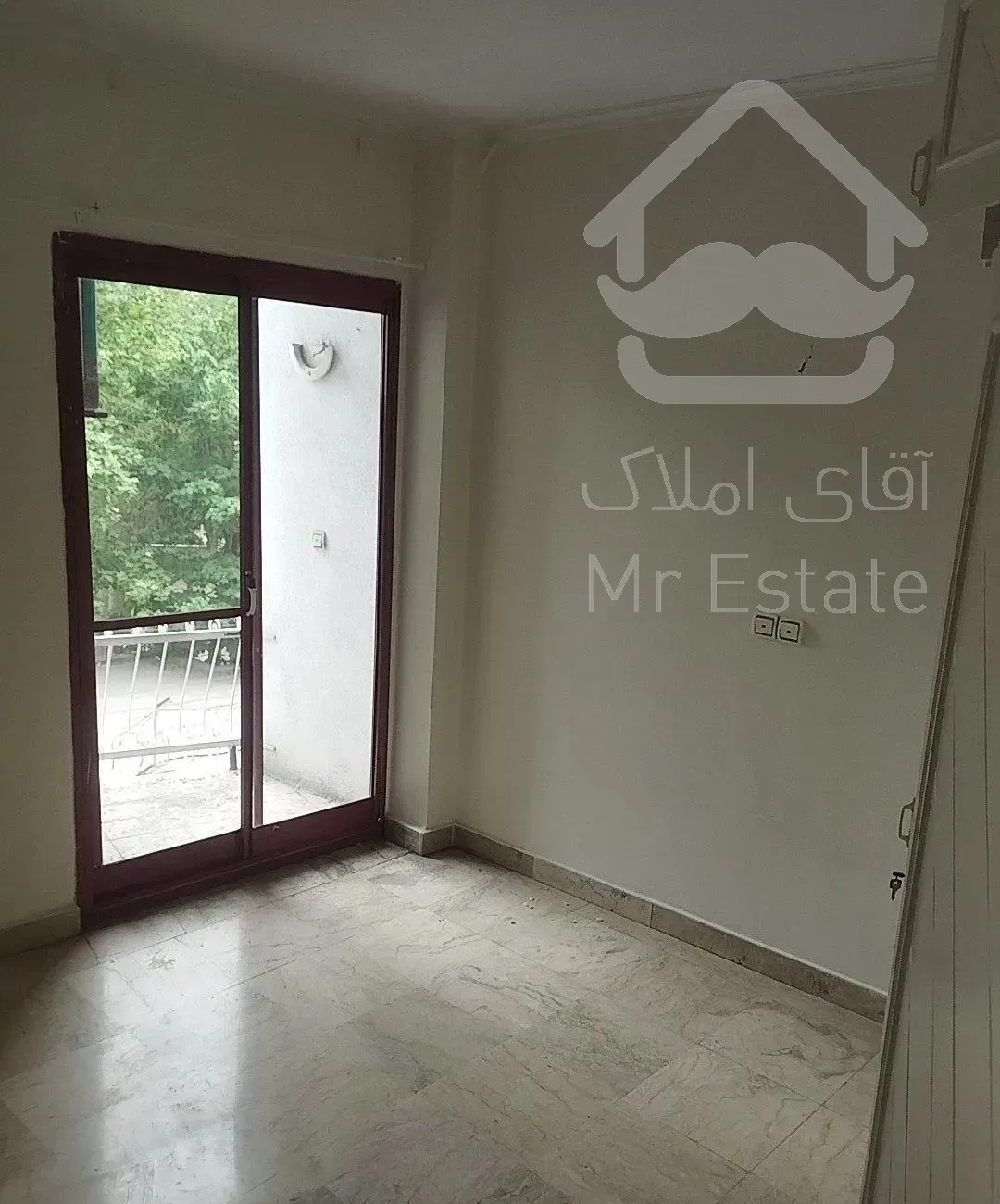 فرمانیه غربی 110 متر ۳ خواب ۸۵ متر ۲ خواب