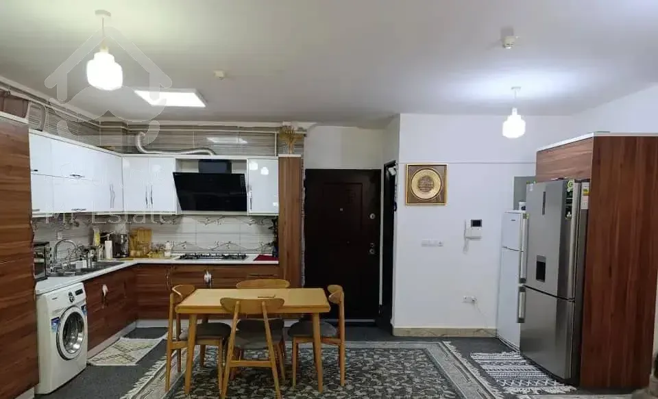 اپارتمان طبقه اول بهارستان، امیر اباد (۰۱)