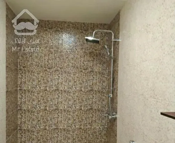 کامرانیه ، ۱۳۶ متر ۲ پارکینگ