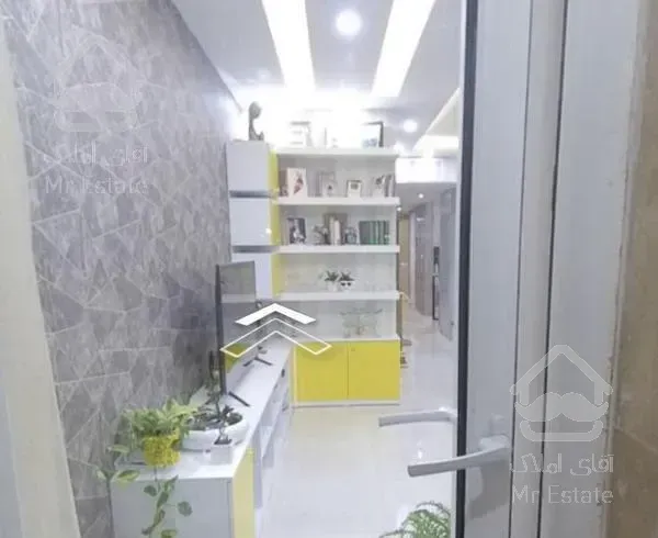 آموزگار111متری(سنددار)طبقه3/بدون مشابه/صفر