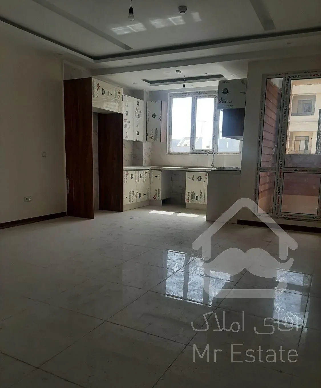 فروش آپارتمان ۸۰ متری نوساز ۲ خوابه در ارم