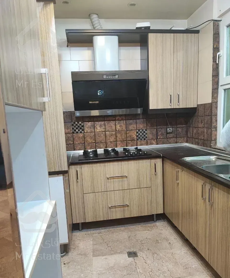 ۶۵متر سمت پارک